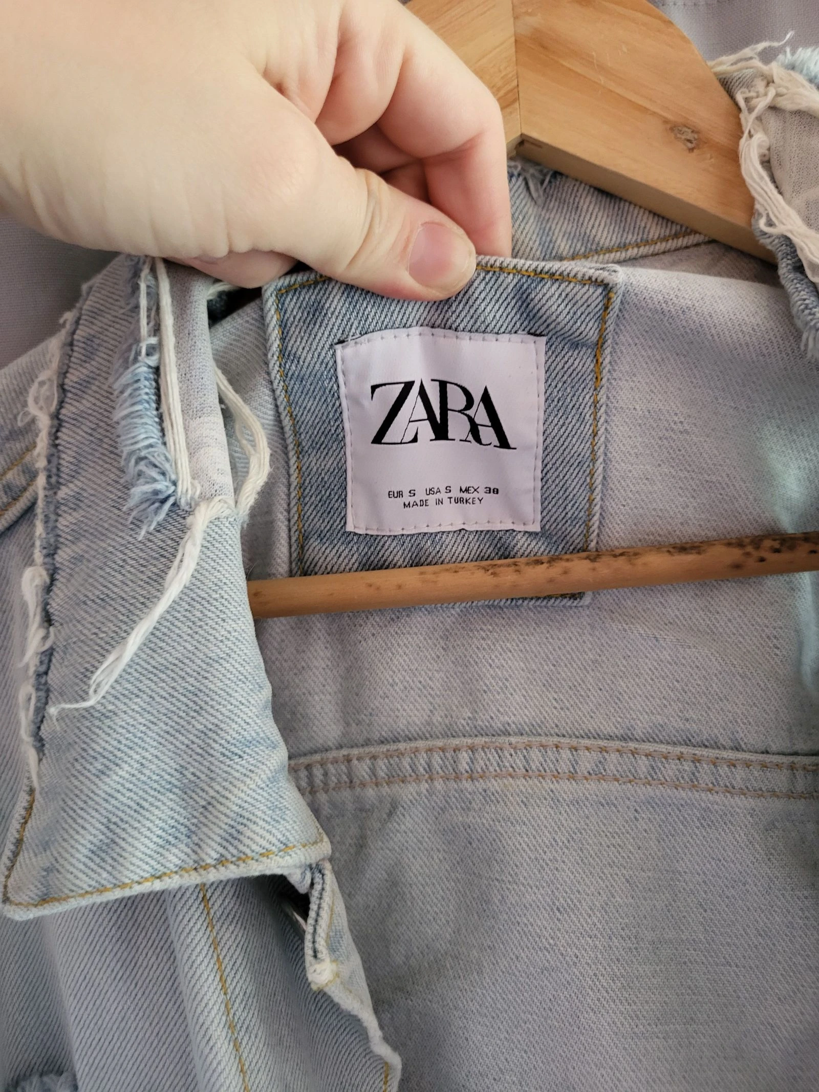 Distressed denim jacket Zara – photo 7